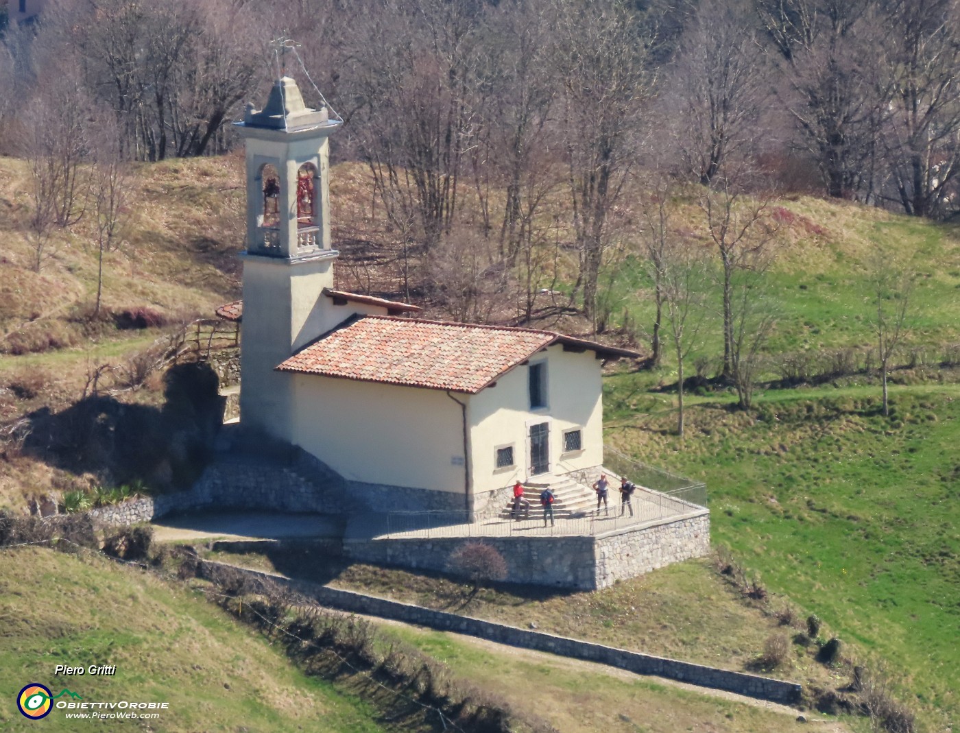 73 Bella vista sulla Chiesa di San Barnaba .JPG